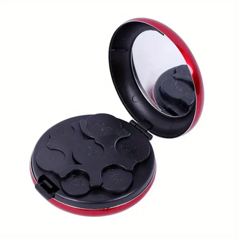 Kompaktiška plastikinė dėžutė monetoms susidėti