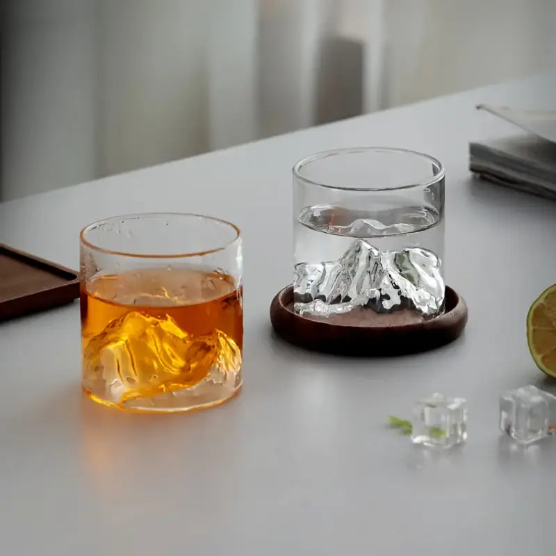 Stilingas, kūrybiškas japoniškas puodelis „Paslėptas kalnas“, 300 ml – 1 vnt.