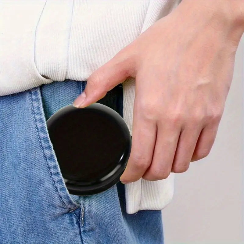 Kompaktiška plastikinė dėžutė monetoms susidėti